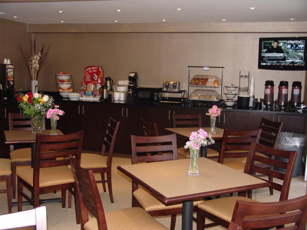Comfort Inn East Scarborough トロント レストラン 写真