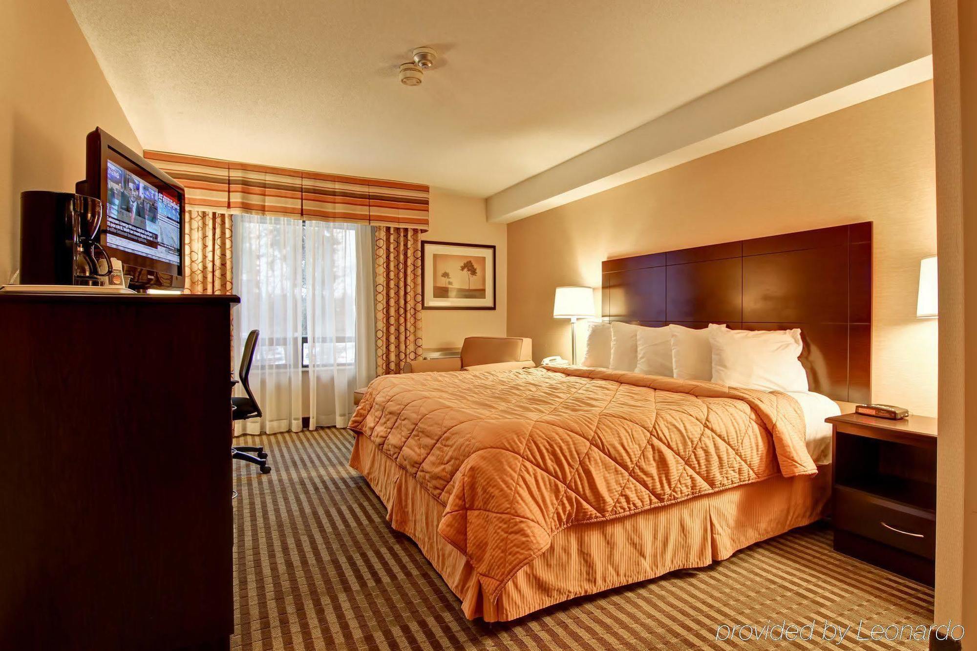 Comfort Inn East Scarborough トロント エクステリア 写真